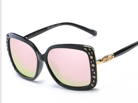 Ladies retro sunglasses